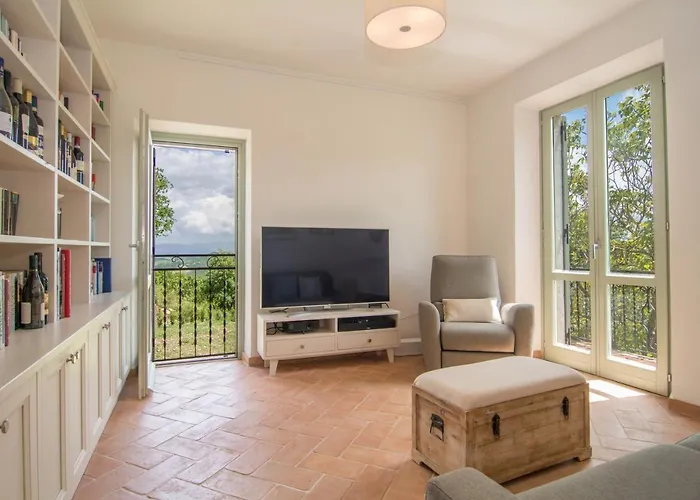 Casale Amerina * Camerata (Perugia)